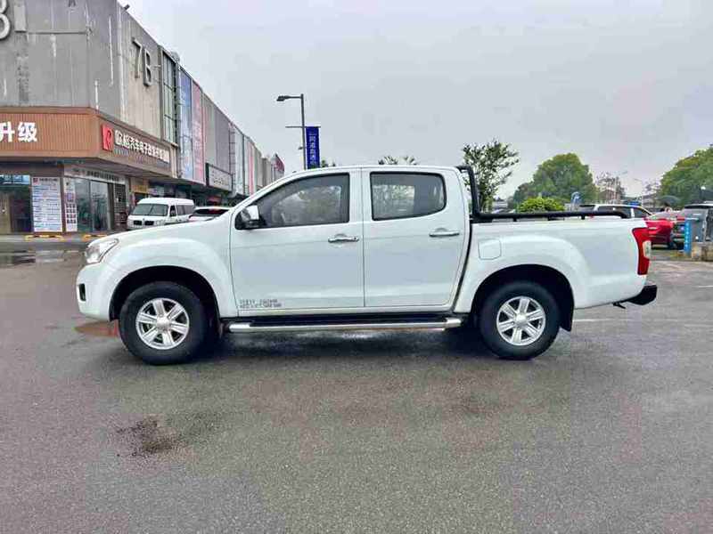 Isuzu Mini Pickup vs Full Size Pickup – Which Fits Your Needs？