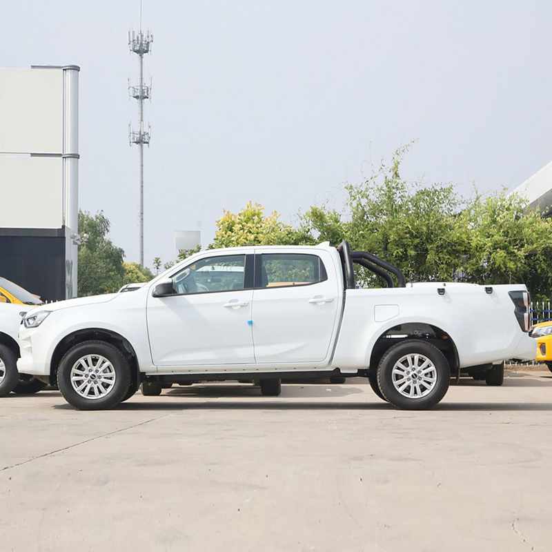 Isuzu Electric Pickup Truck Review – Tech Meets Utility