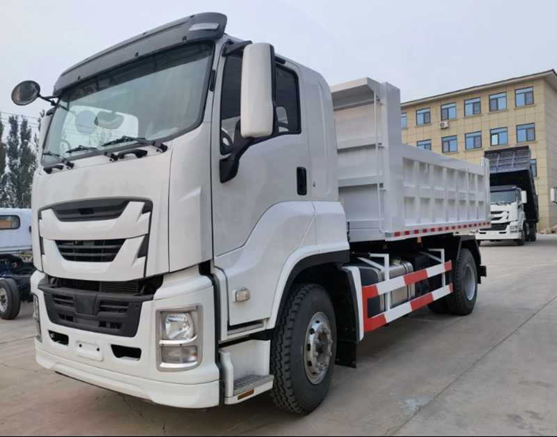 Big Mine Trucks – Giants of the Mining Industry