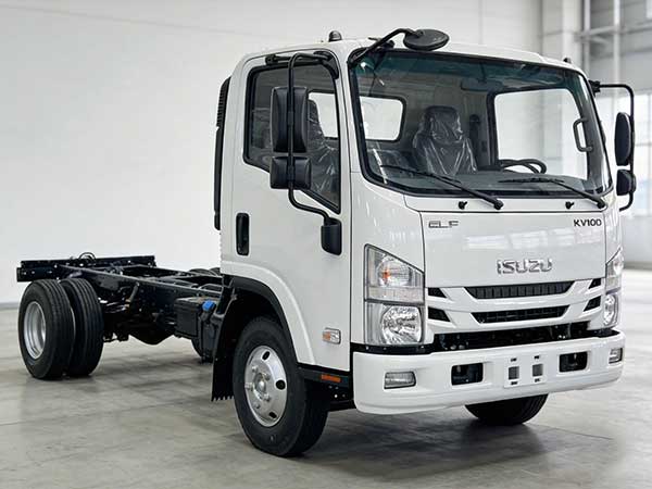 ISUZU 4×2 Cab Chassis