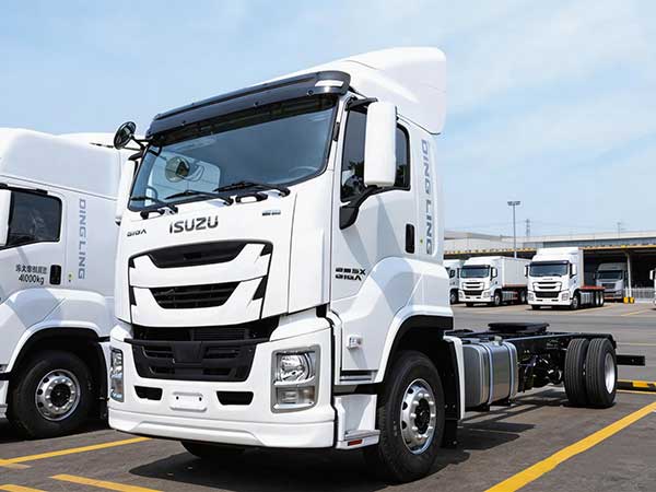 ISUZU GIGA Chassis