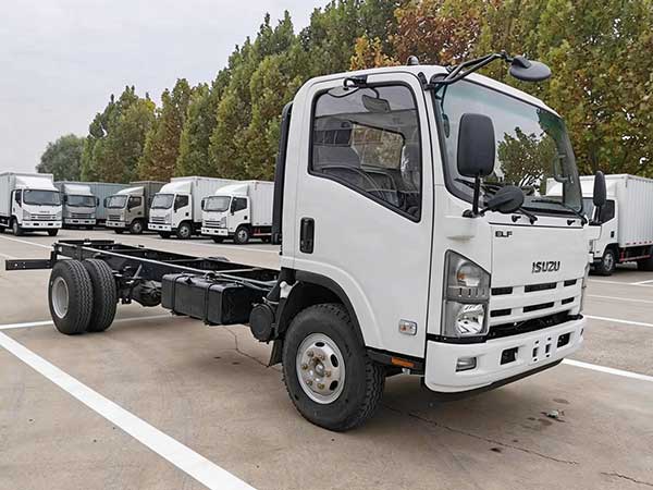 ISUZU NQR Chassis