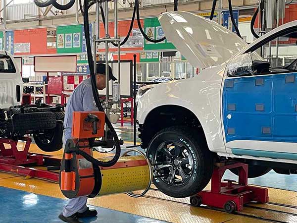 ISUZU Cab Pickup Truck Chassis