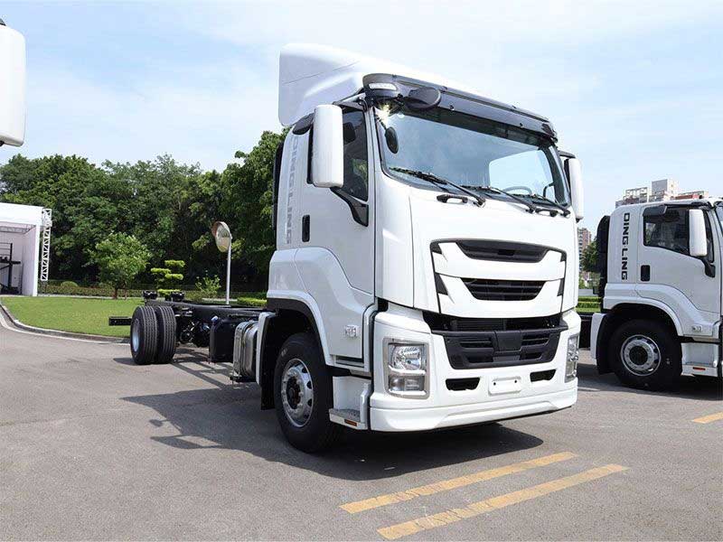 Q5(4×2) 338kW