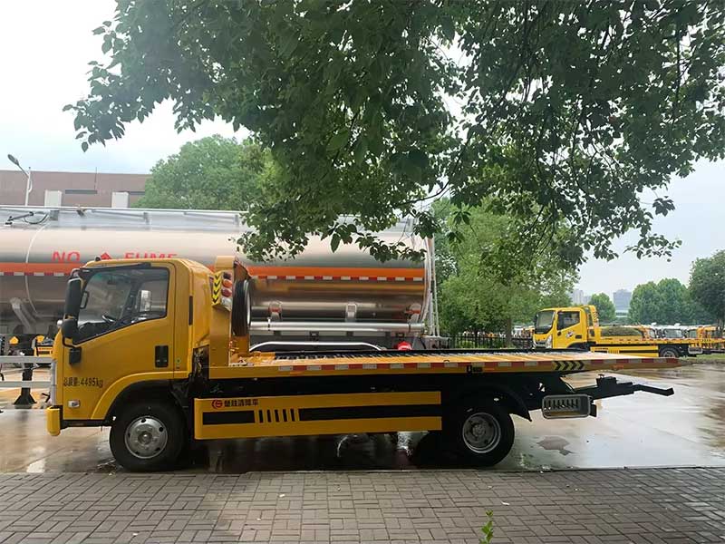 Rescue Wrecker